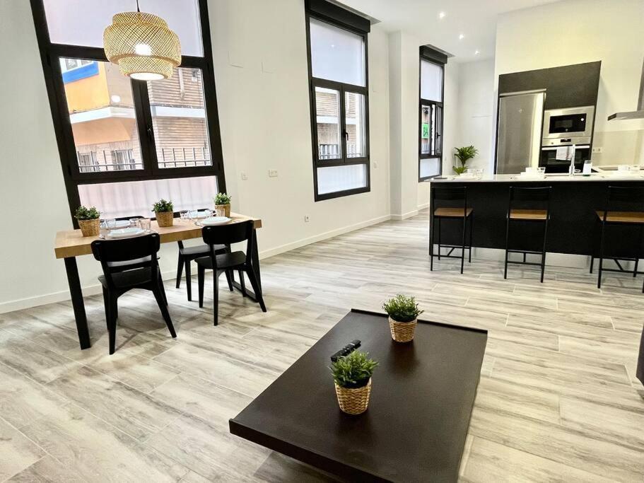 Apartamento Vive Zaragoza V ภายนอก รูปภาพ